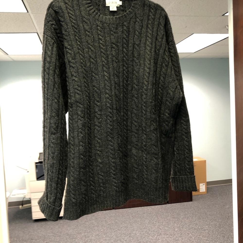 J. Crew 100% lambs wool cable knit sweater size L